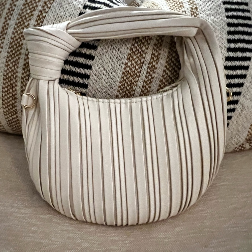 Elegant Cream Handbag